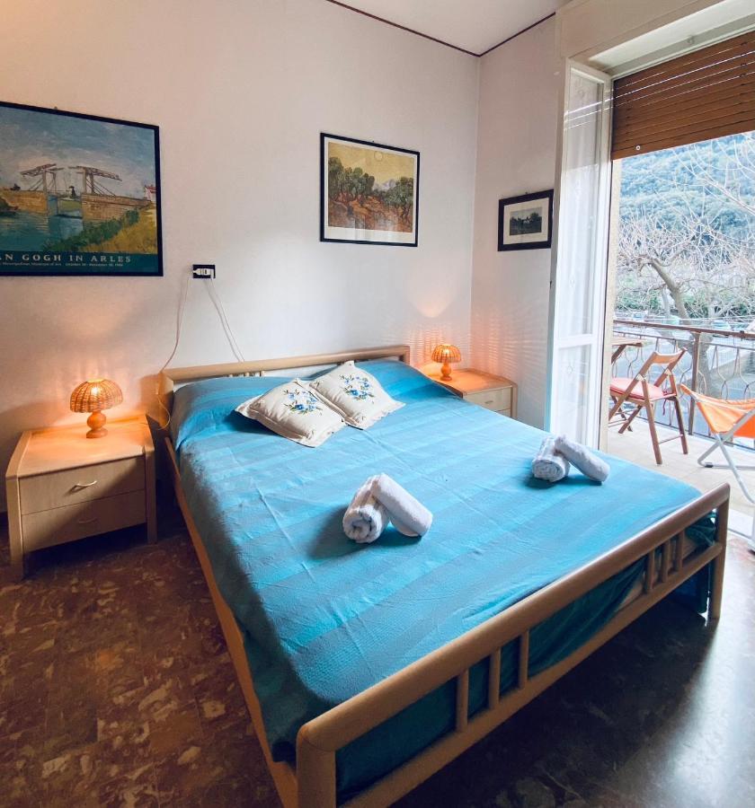 Hostdomus - Bilocale Sul Borgo Finale Ligure Exterior foto